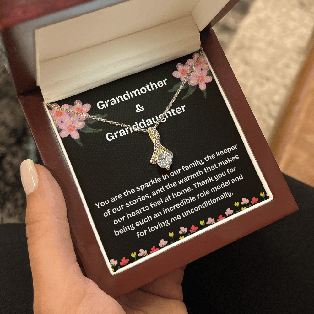 Alluring Beauty Necklace for Grandma – The Perfect Gift from a Granddaughter