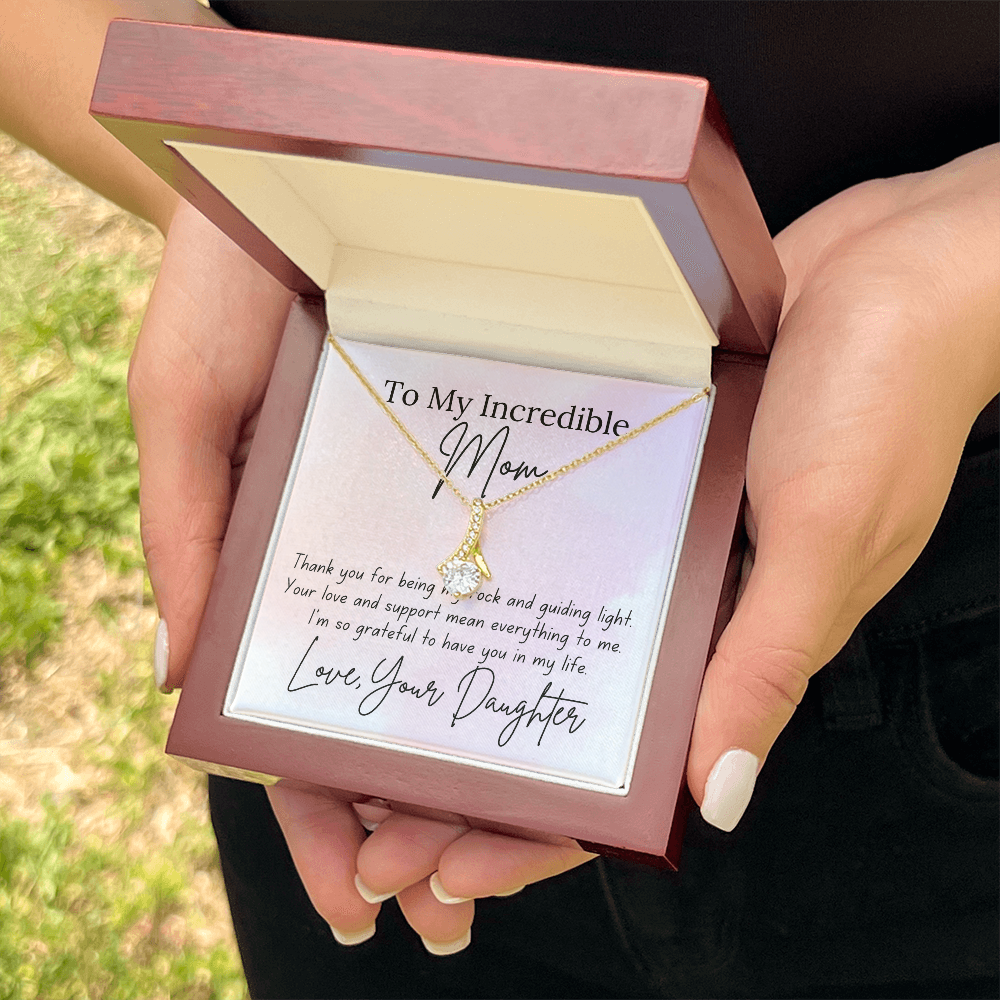 Alluring Beauty Necklace for Mom – A Meaningful Gift from Her Daughter