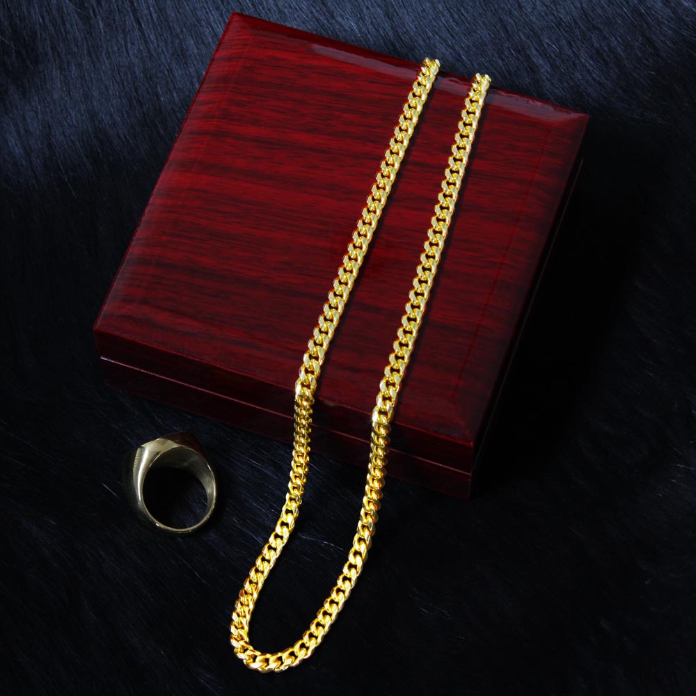 Cuban Link Chain Necklace for Son – Meaningful Graduation Gift from Mom & Dad